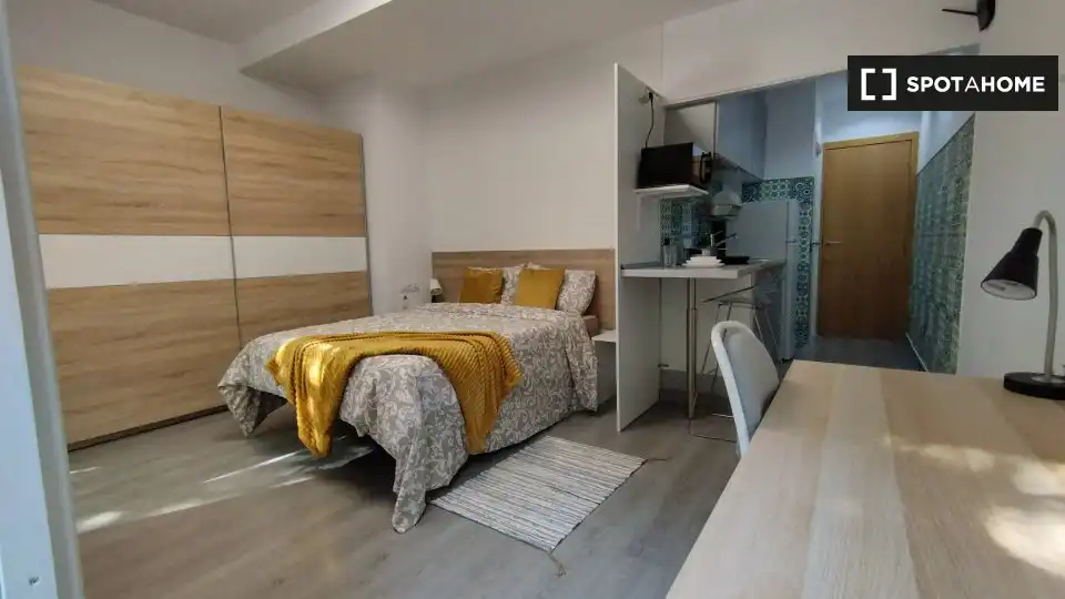 Wohnung zur Miete in Pont Vell
