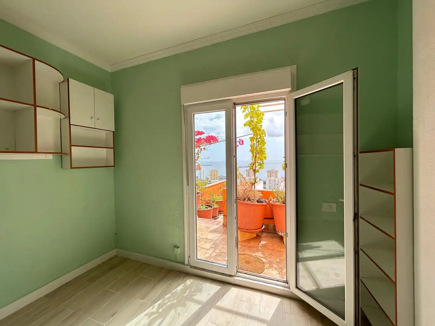 Terrassa de Casa o xalet en venda en Las Palmas de Gran Canaria amb Terrassa i Moblat