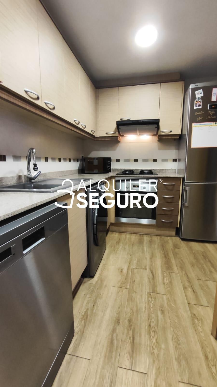 Kitchen of Flat to rent in La Pobla de Vallbona  with Air Conditioner