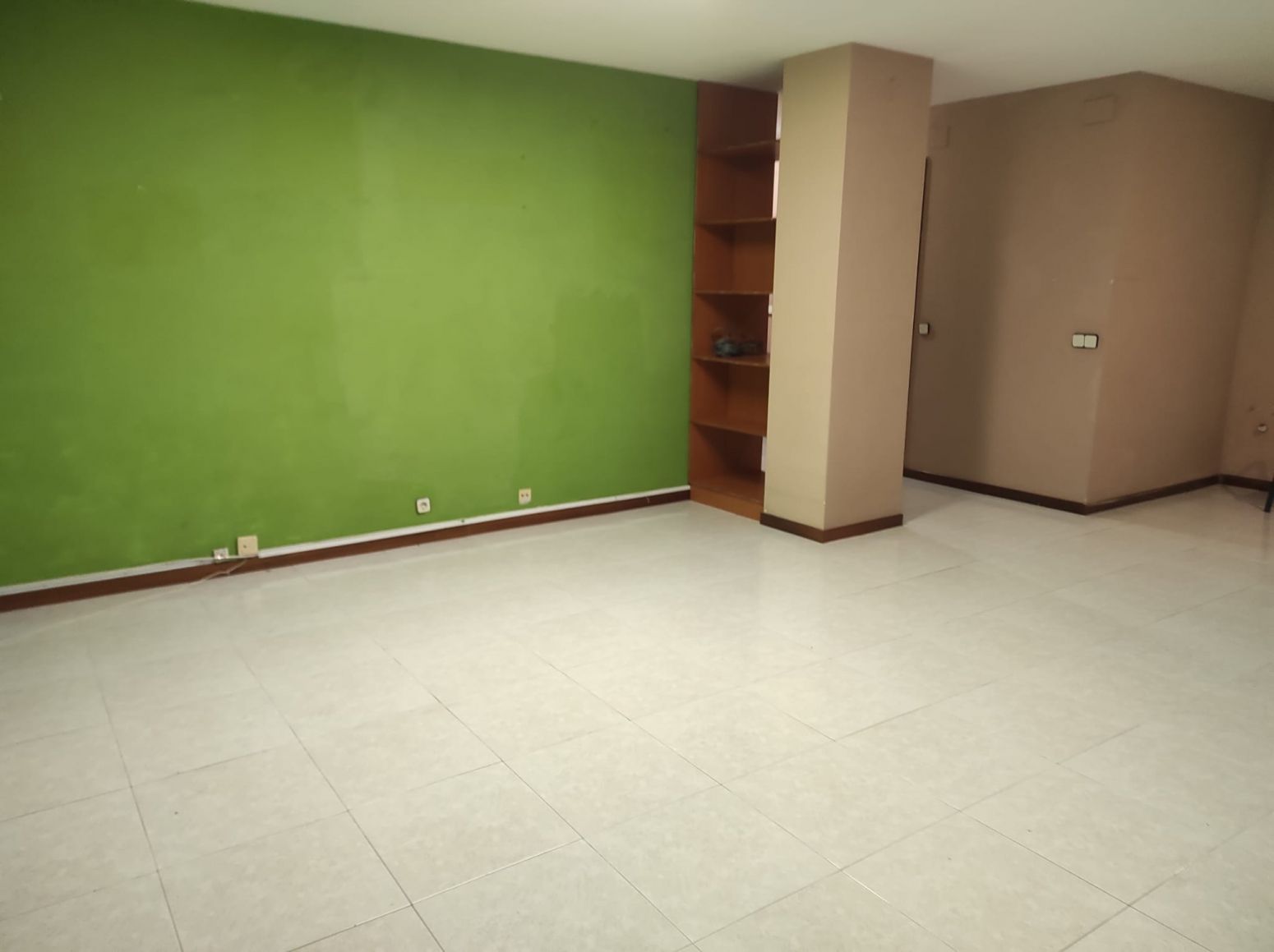 Office to rent in  Logroño  with Heating