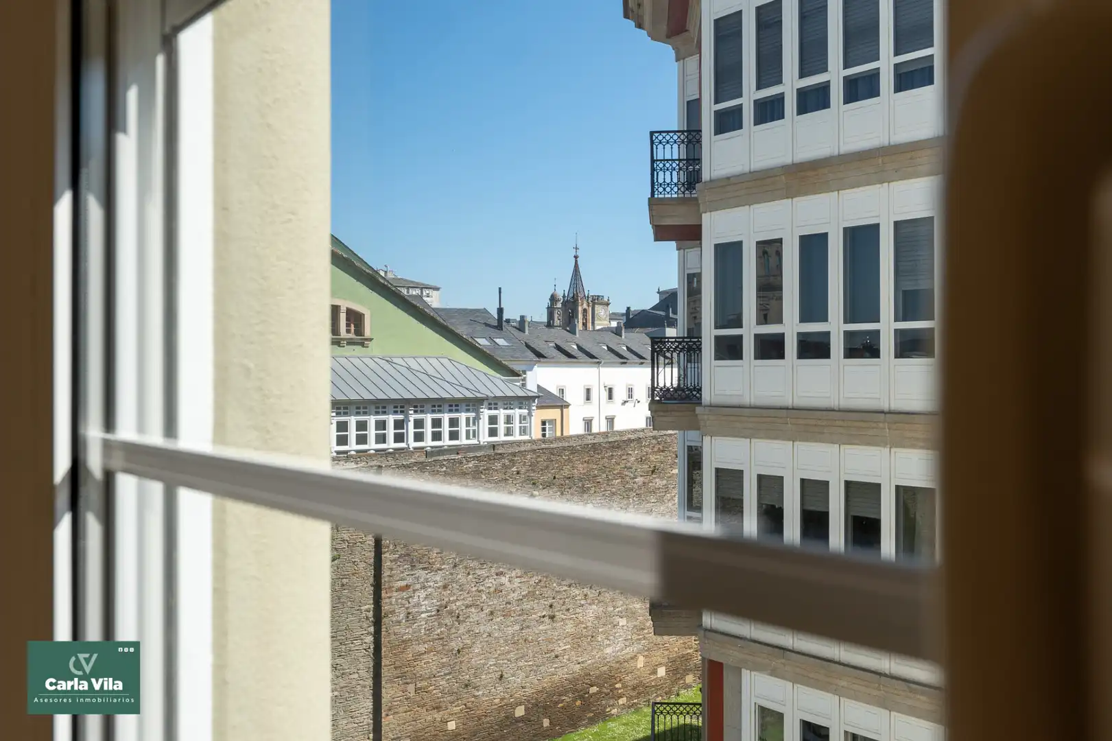 Terrassa de Pis de lloguer en Lugo amb Calefacció, Parquet i Rentadora