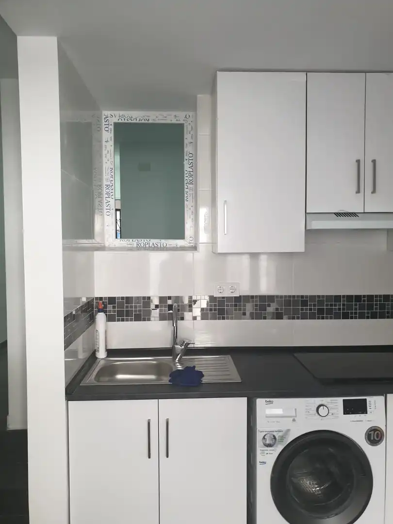 Kitchen of Flat for rent in Parla  with Washing machine