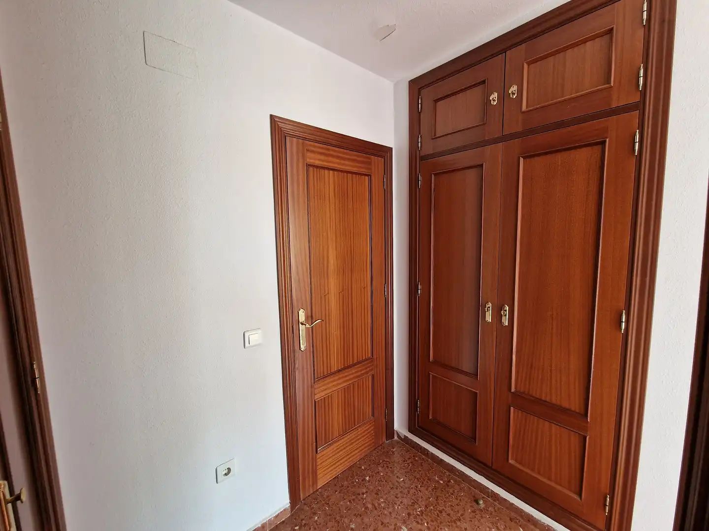 Casa adosada en venta en Umbrete con Aire acondicionado, Calefacción y Jardín privado