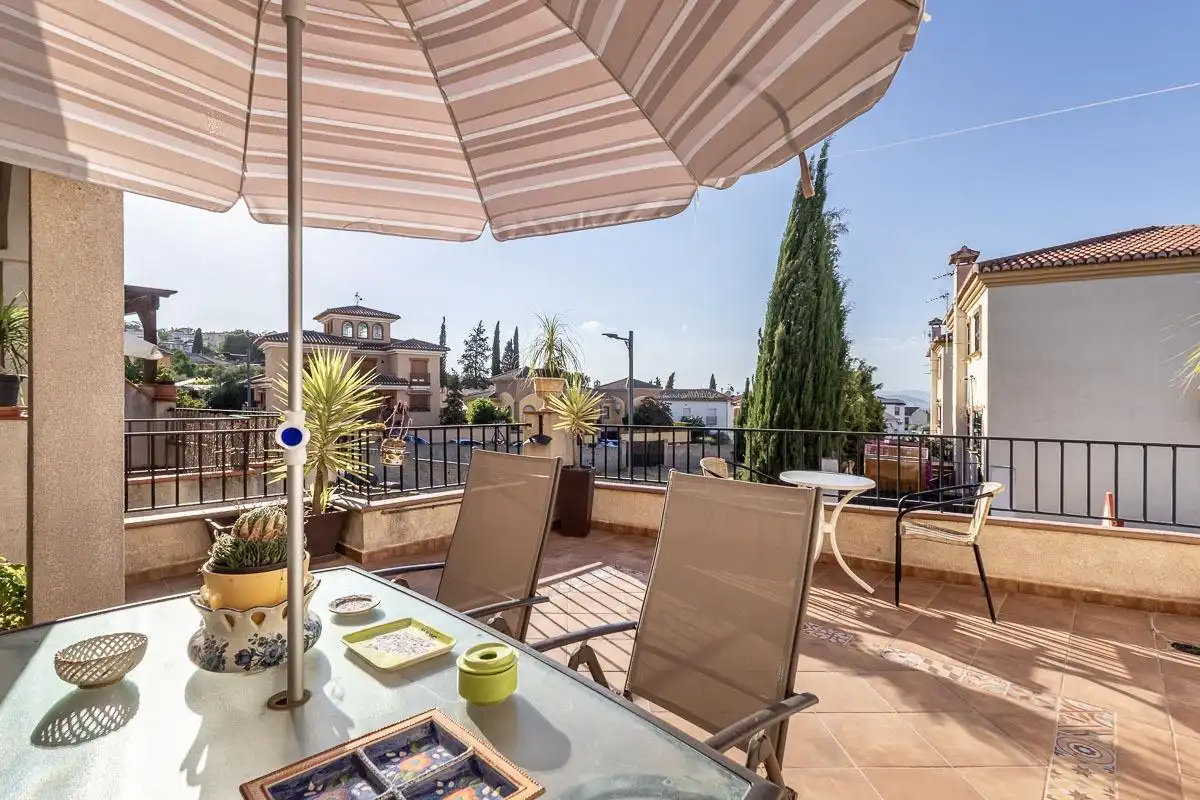 Casa con piscina en venta en Ogíjares, imagen 4