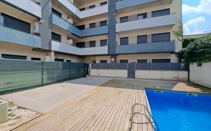 Swimming pool of Flat for sale in Figueres  with Air Conditioner and Balcony