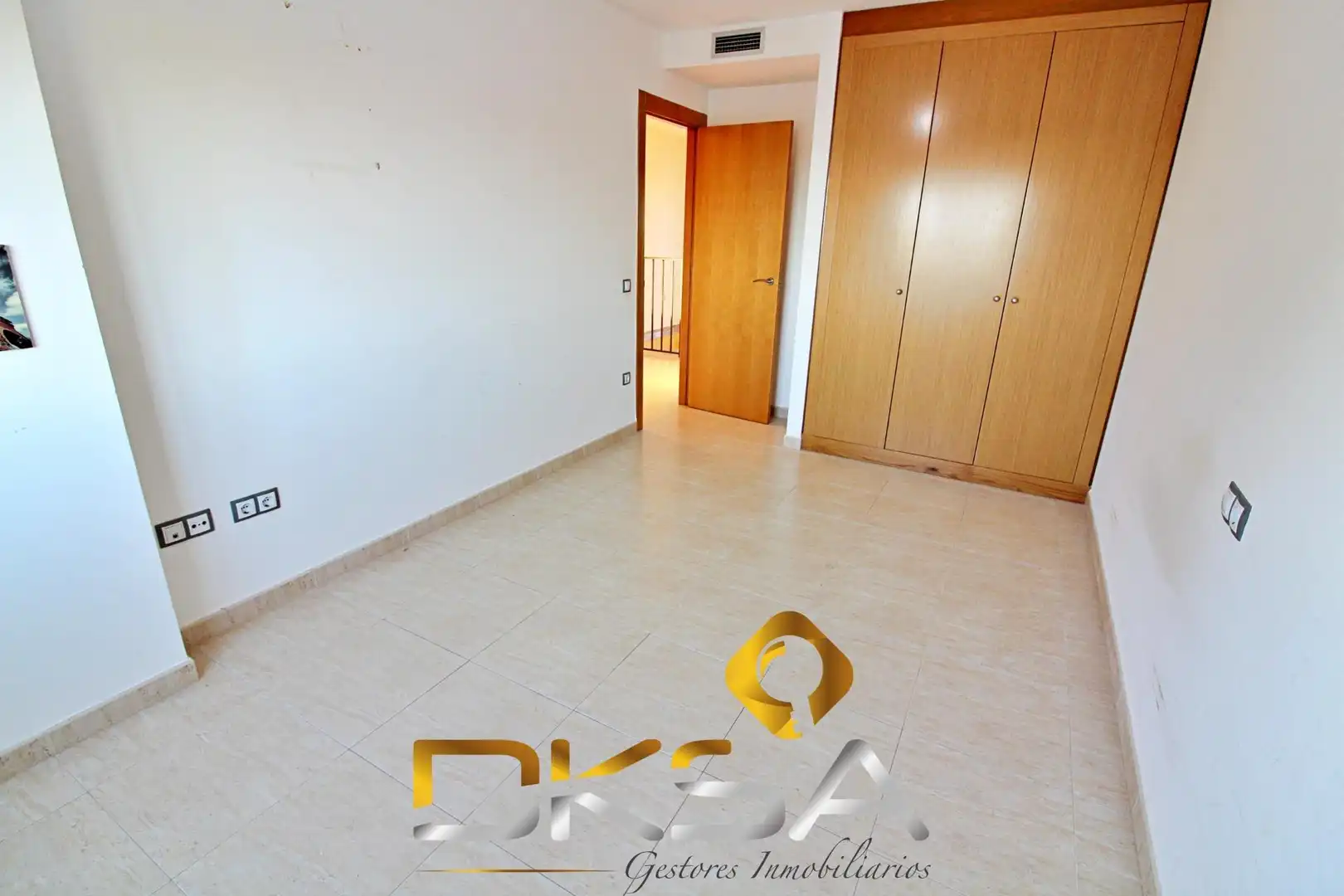 Habitación de Casa o chalet en venta en Castellón de la Plana / Castelló de la Plana con Aire acondicionado, Jardín privado y Terraza