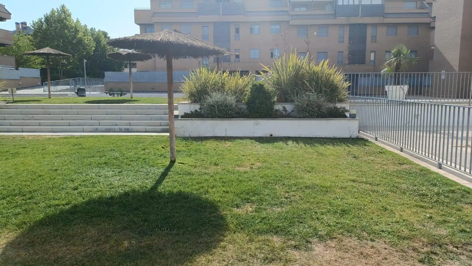 Terrace of Flat for rent in Las Rozas de Madrid  with Air Conditioner, Heating and Private garden