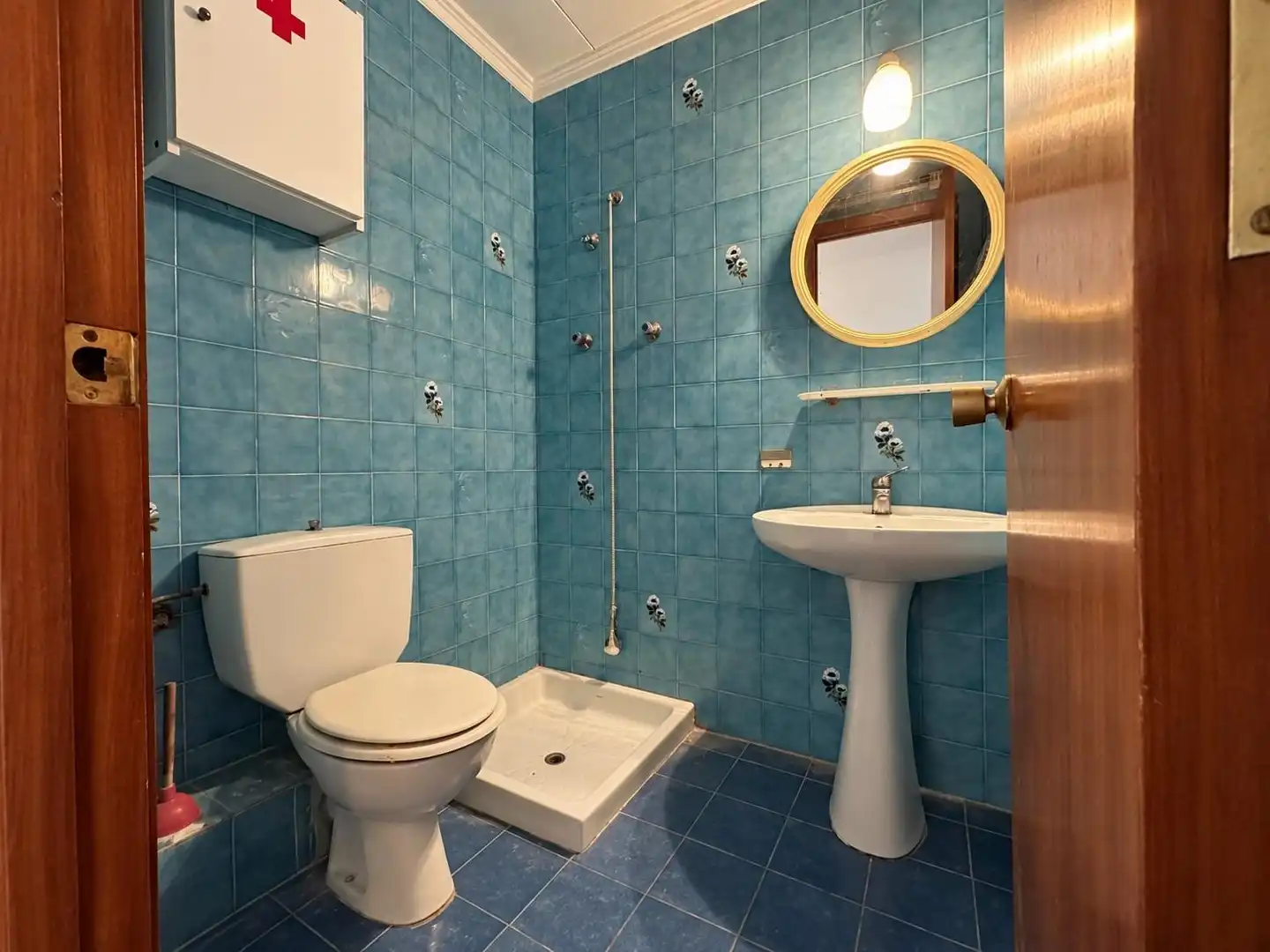 Bathroom of Flat for sale in Carlet, Valencia