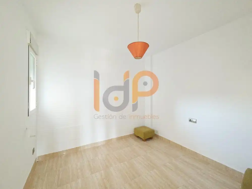 Dormitori de Apartament en venda en Vera amb Terrassa i Piscina comunitària