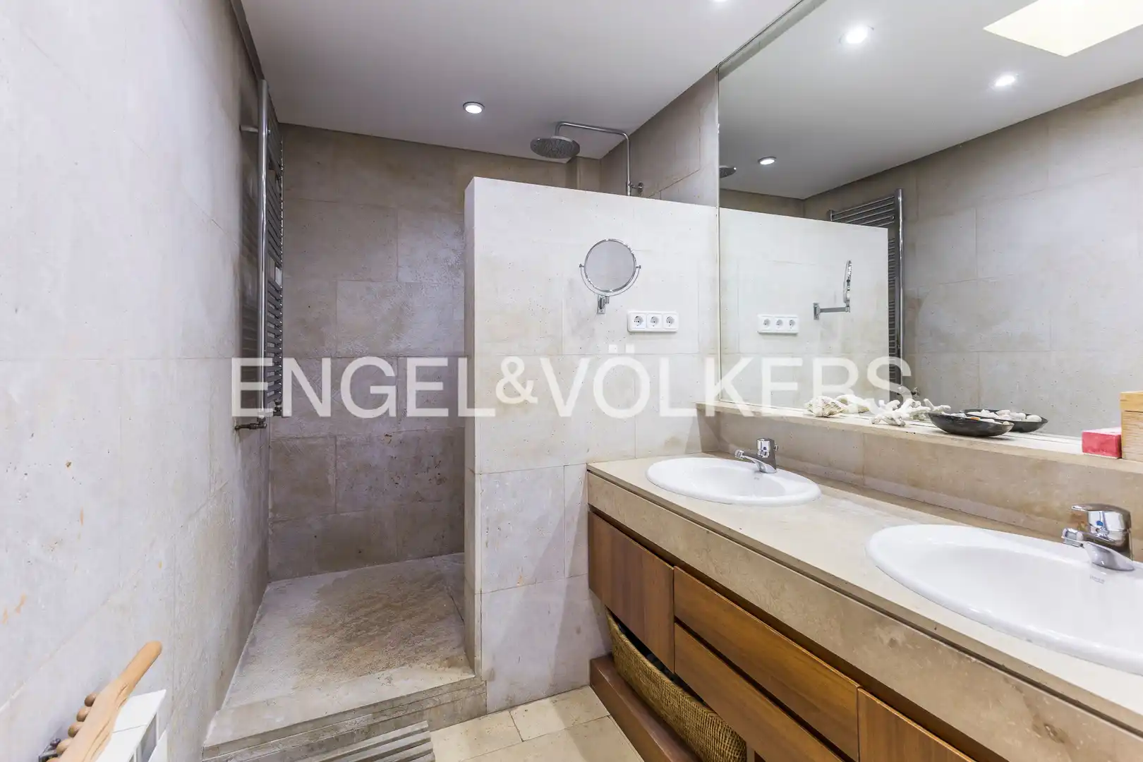 Casa adosada en venta en Canillas