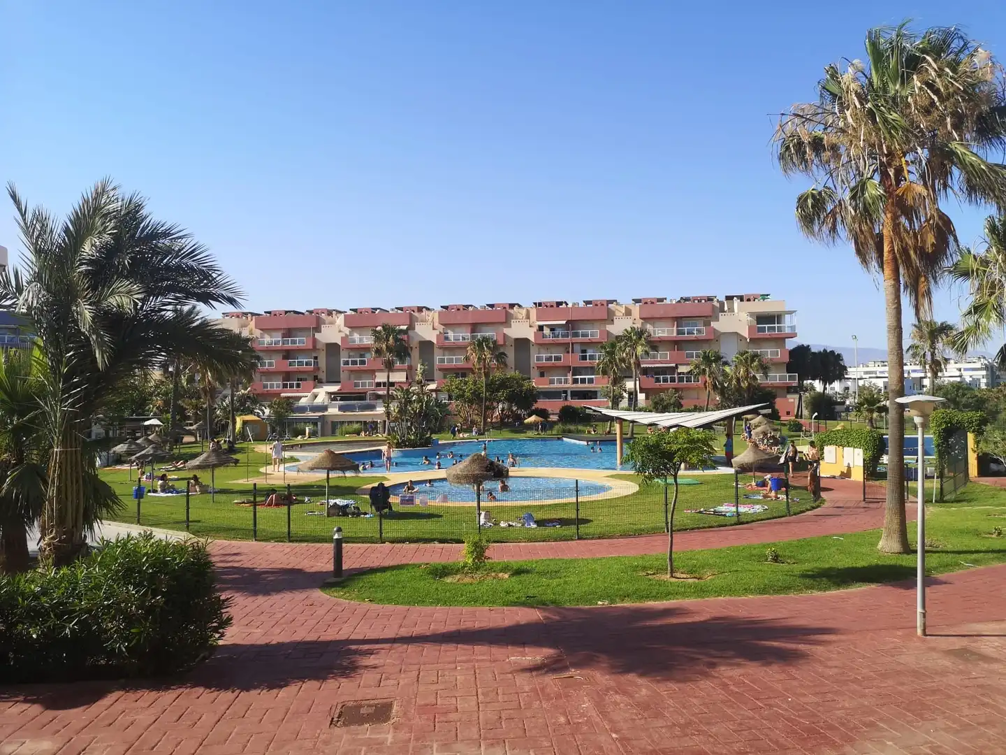 Jardín de Piso de alquiler en El Ejido con Aire acondicionado, Calefacción y Terraza