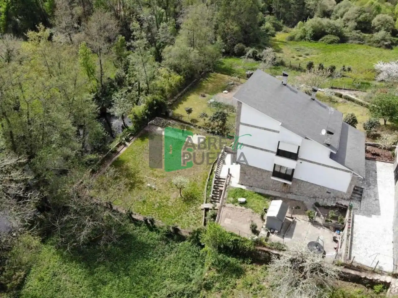 Chalet con jardín en venta en O Pereiro de Aguiar, imagen 5