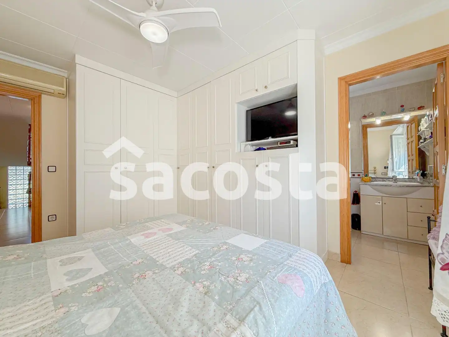 Dormitori de Casa o xalet en venda en Blanes amb Aire condicionat, Jardí privat i Terrassa
