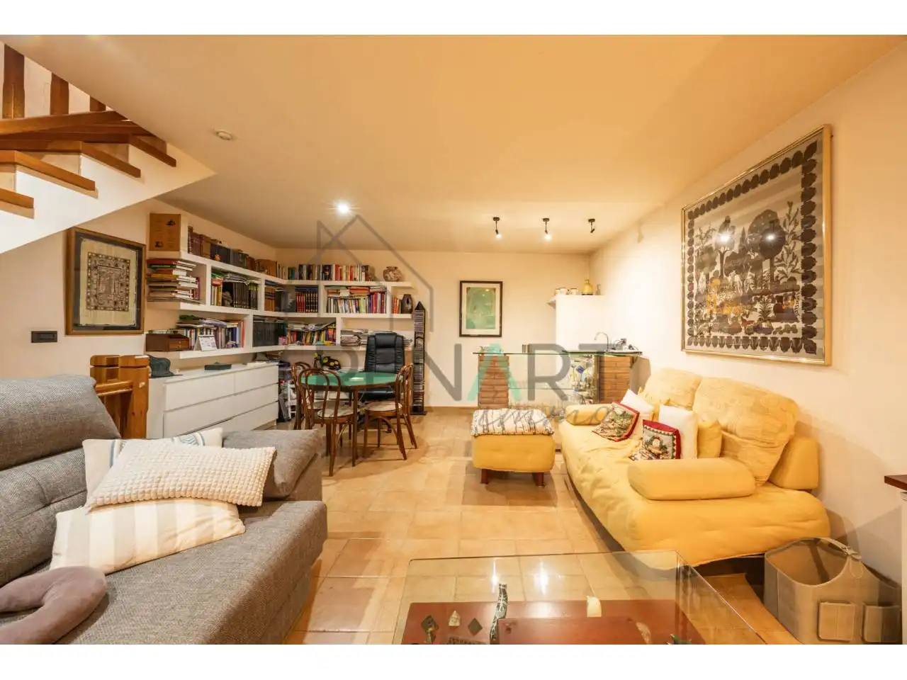 Sala d'estar de Casa adosada en venda en Agullana