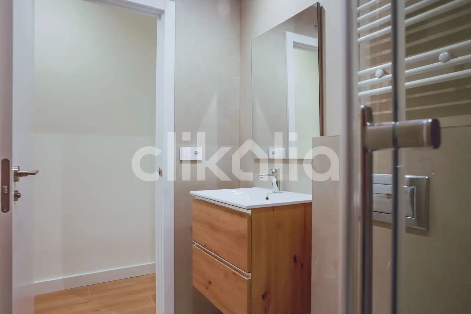 Schlafzimmer von Wohnung zum Verkauf in Madrid mit Klimaanlage und Heizung