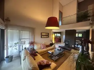 Sala de estar de Casa o chalet en venta en Sariegos con Aire acondicionado, Calefacción y Jardín privado