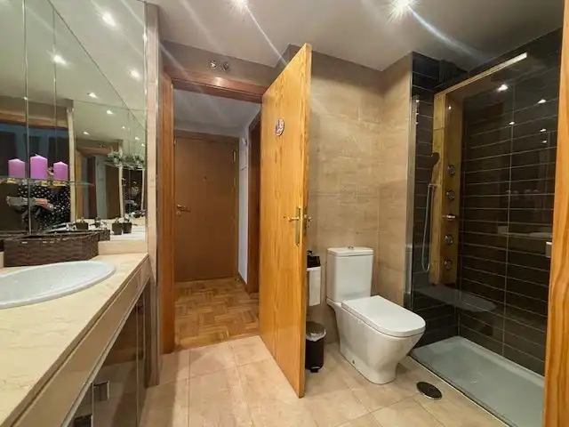 Wohnung zur Miete in Calle del Concejo de Olaz, 17, Mendillorri