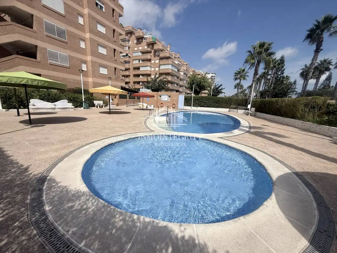 Piscina de Apartament en venda en Oropesa del Mar / Orpesa amb Aire condicionat, Terrassa i Moblat