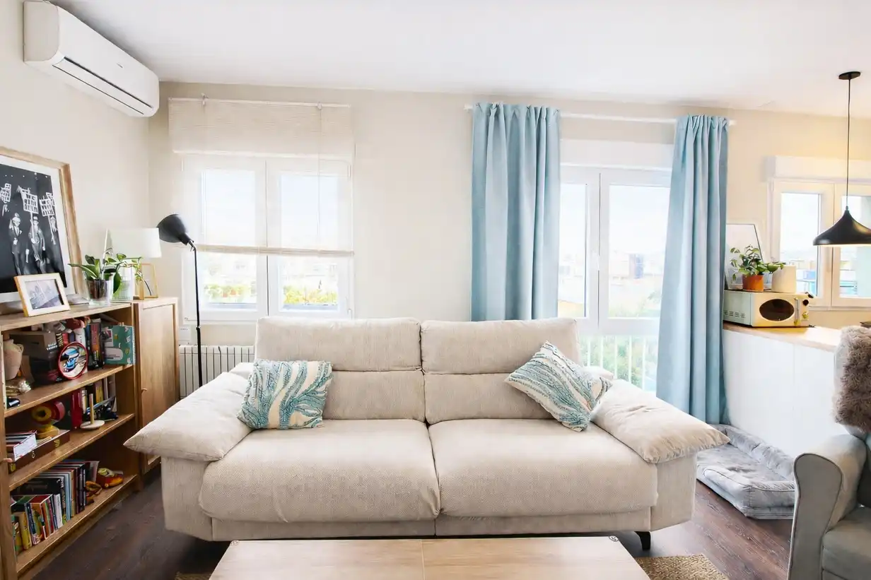 Sala de estar de Piso en venta en Madrid con Aire acondicionado, Trastero y Amueblado