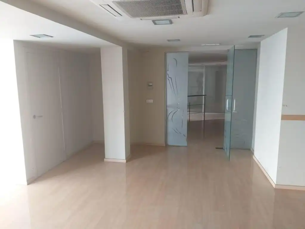 Local comercial en venta en Carrer de Joan Reglà 9, imagen 12