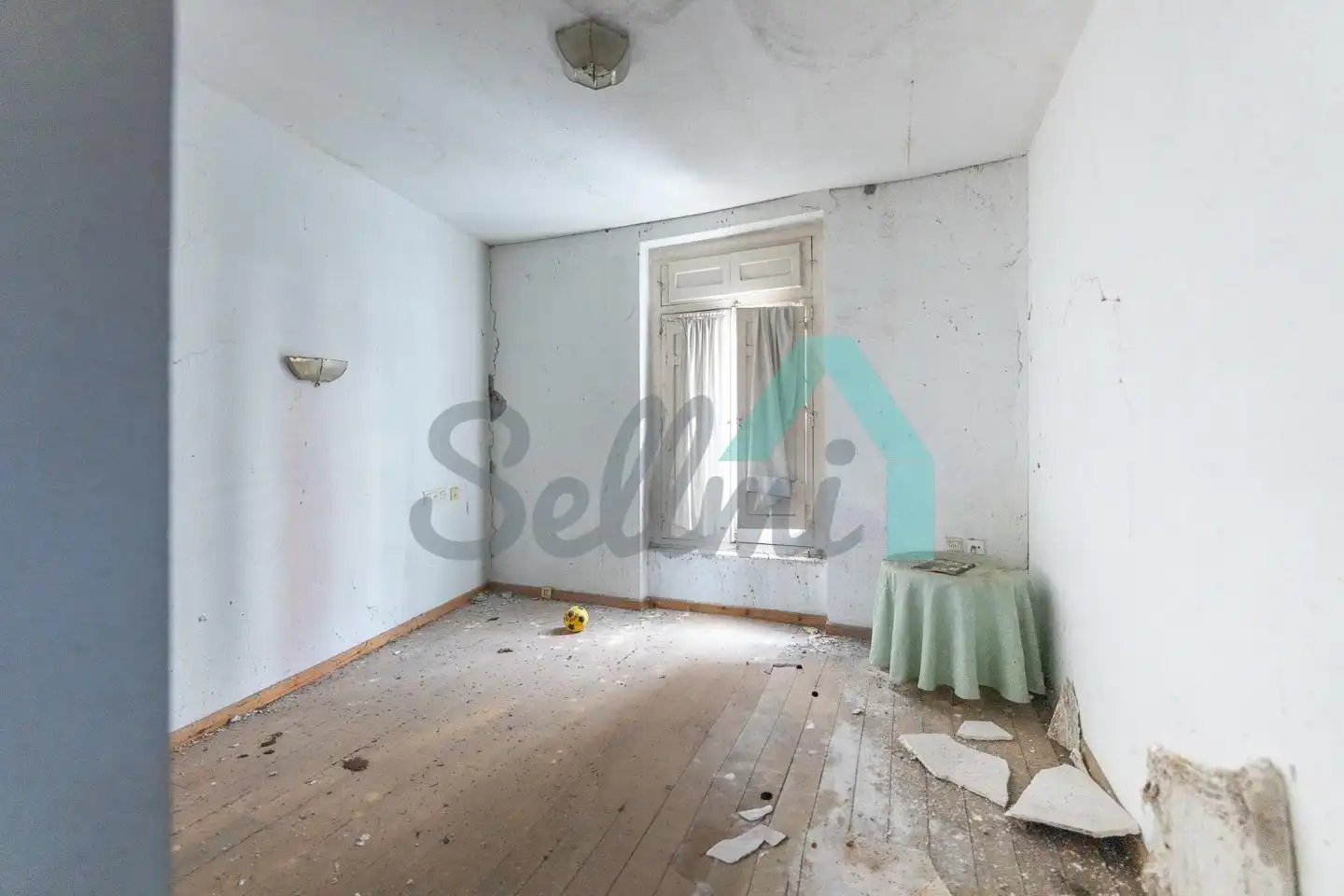 Sala d'estar de Edifici en venda en Pravia