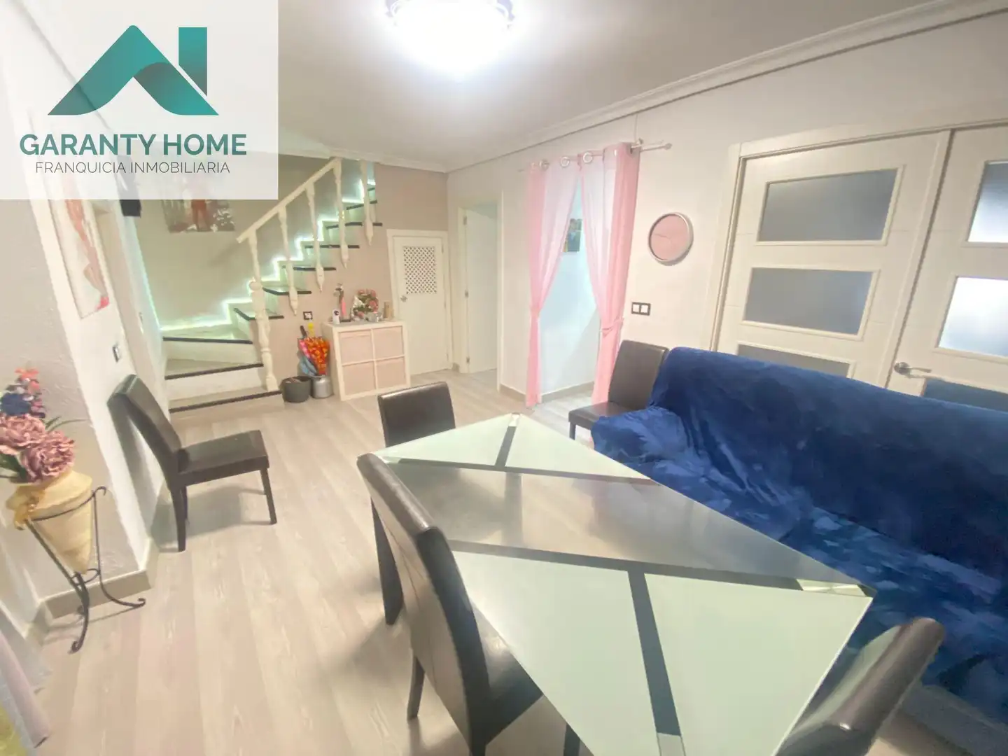 Vista exterior de Casa o chalet en venta en Martos con Aire acondicionado, Calefacción y Terraza