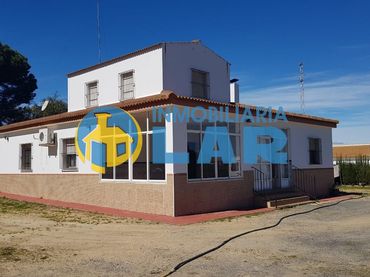 Casa en venta en Moguer