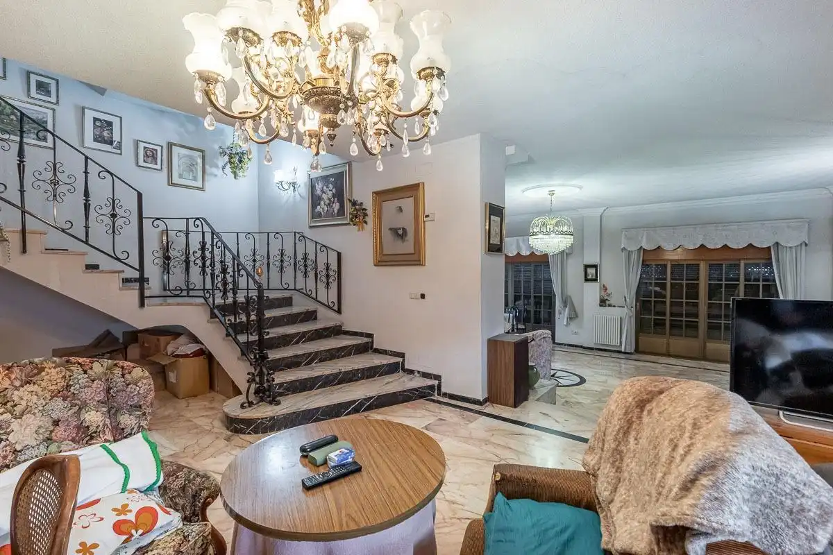 Villa mit Terrasse zum Verkauf in Barrio de la Vega, imagen 17