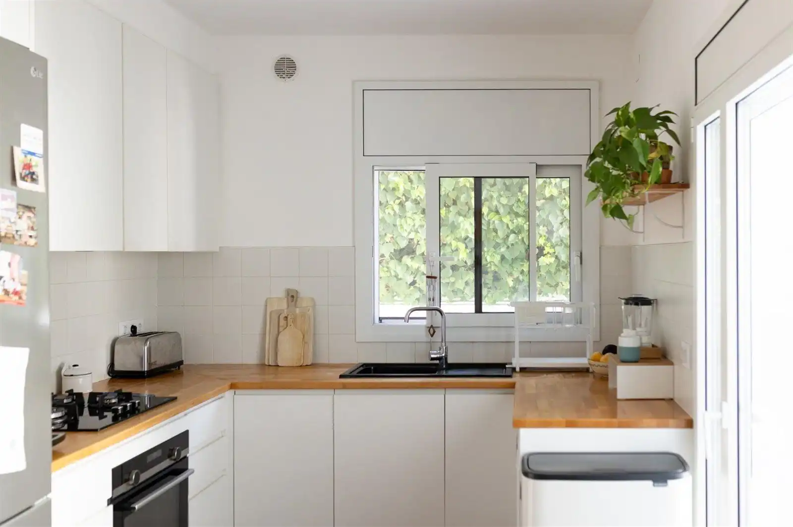 Cocina de Casa o chalet en venta en Vilanova i la Geltrú con Aire acondicionado, Calefacción y Terraza