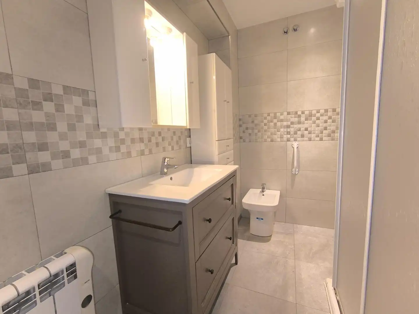 Baño de Piso en venta en  Palma de Mallorca con Aire acondicionado, Calefacción y Trastero