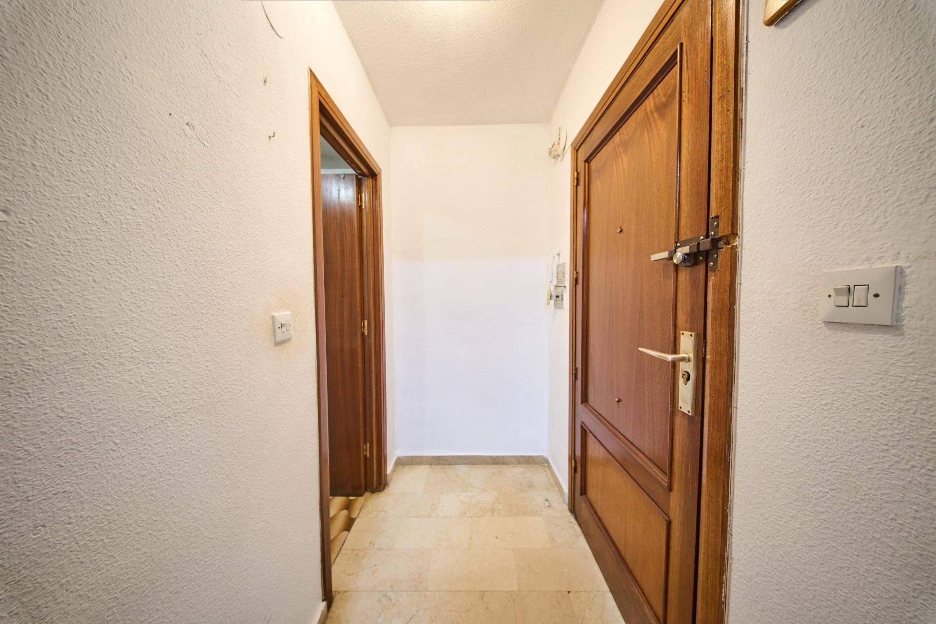 Apartament en venda en  Granada Capital amb Calefacció