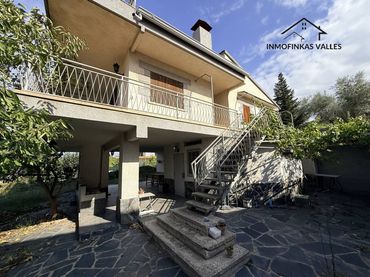 Casa con piscina in vendita a Calle Sant Joaquim