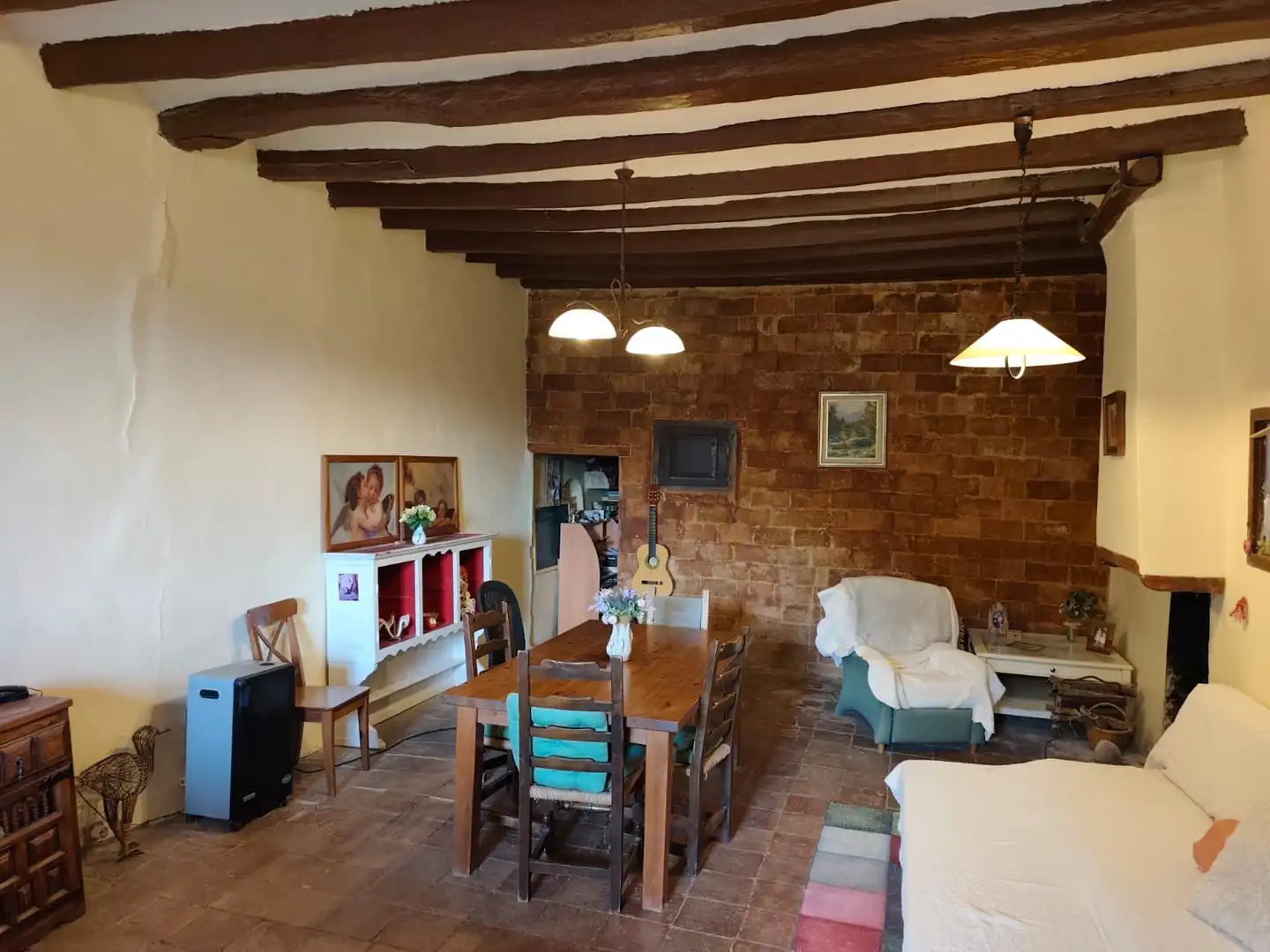 Menjador de Finca rústica en venda en Corbera de Llobregat amb Jardí privat