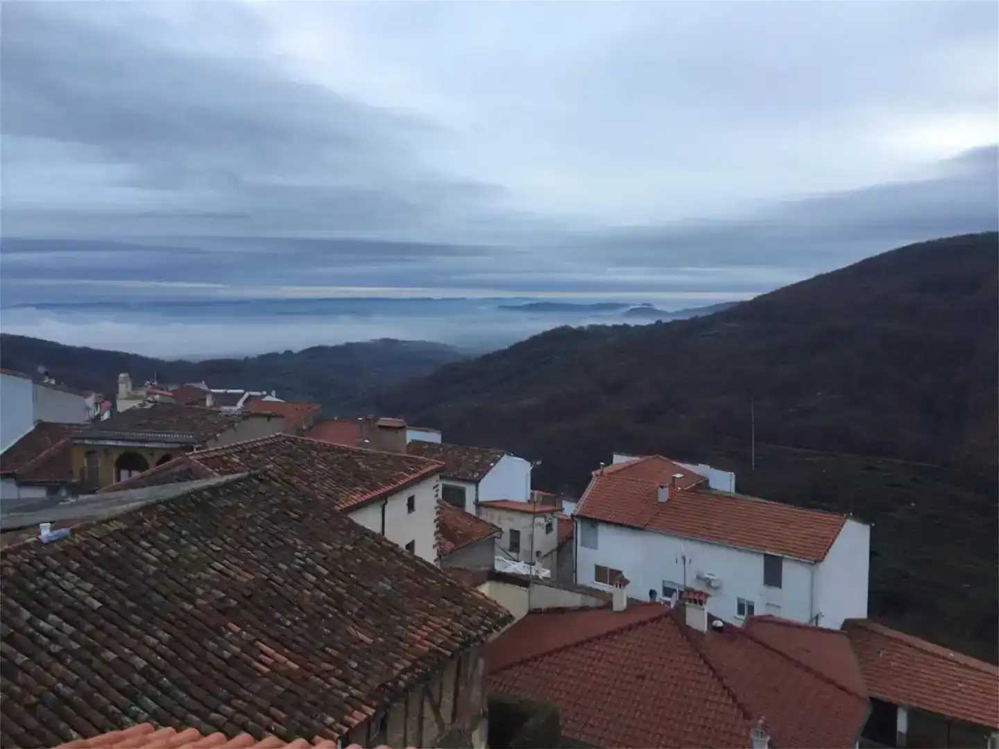 Vista exterior de Casa adosada en venda en Barrado