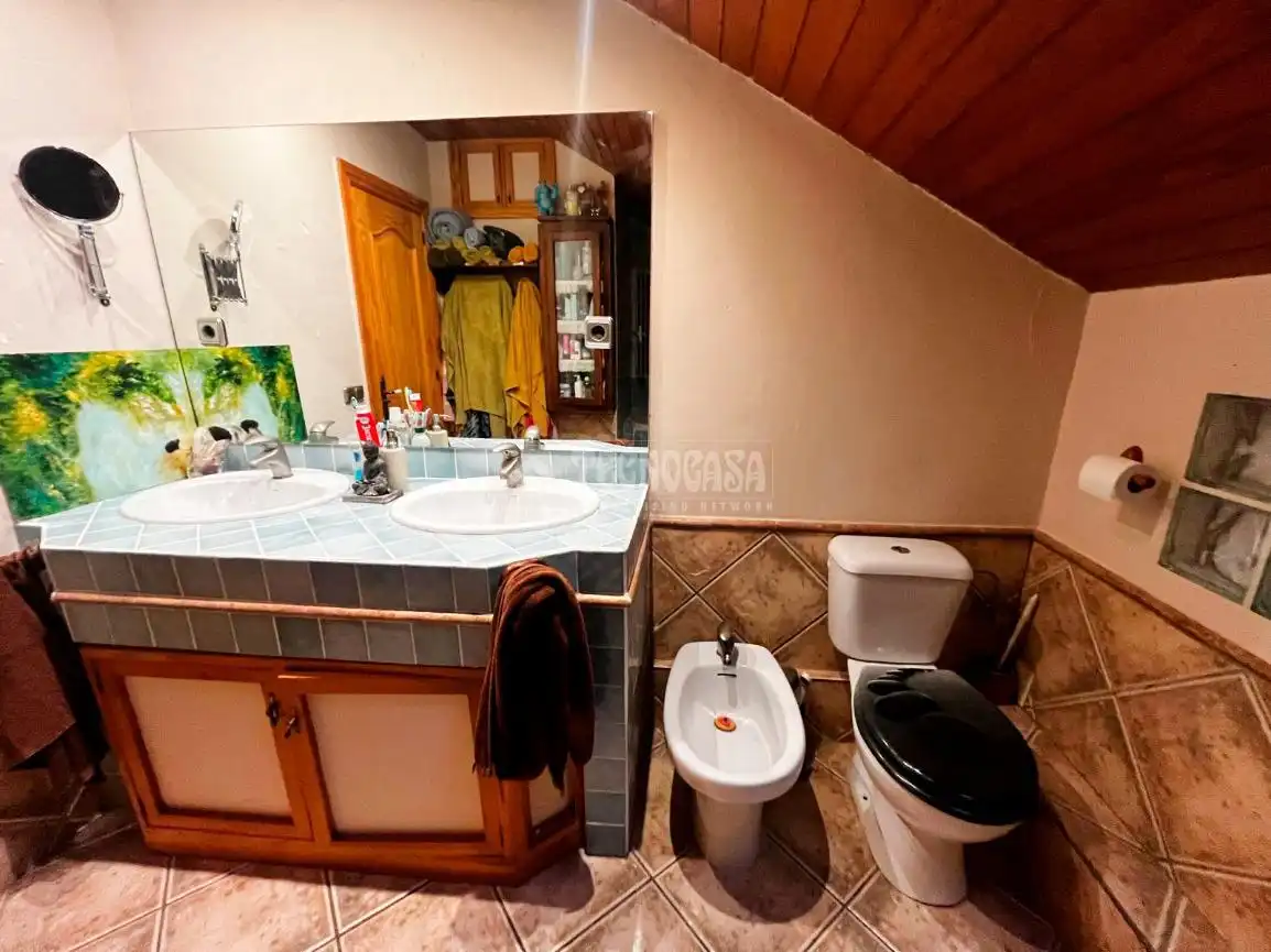 Baño de Casa adosada en venta en Sobradiel con Calefacción y Jardín privado