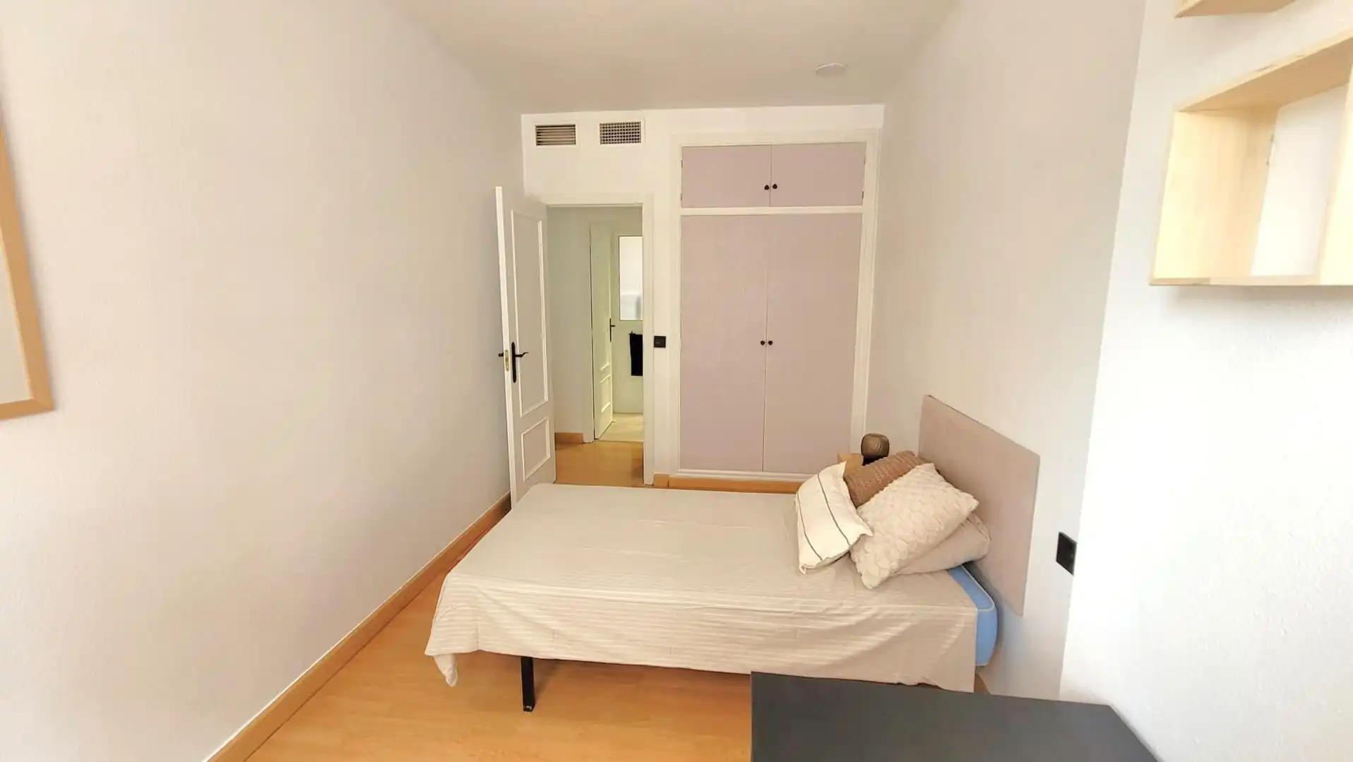 Bedroom of Flat for sale in Murcia  with Air Conditioner, Heating and Storage room