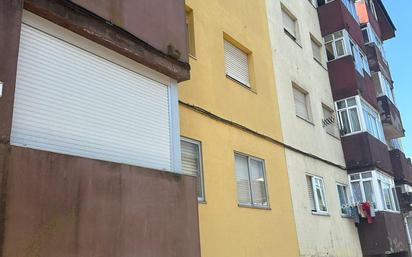 Vista exterior de Pis en venda en O Porriño   amb Balcó