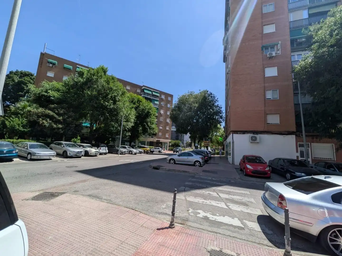 Vista exterior de Pis en venda en Alcalá de Henares amb Calefacció