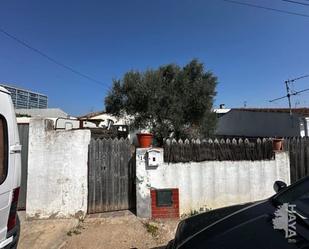 Vista exterior de Casa o xalet en venda en Sant Cugat del Vallès amb Jardí privat