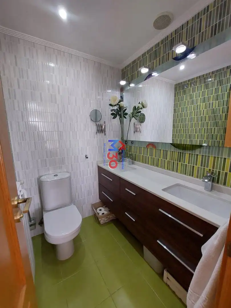 Bathroom of Apartments for sale in Miranda de Ebro  with Heating, Parquet flooring and Storage room