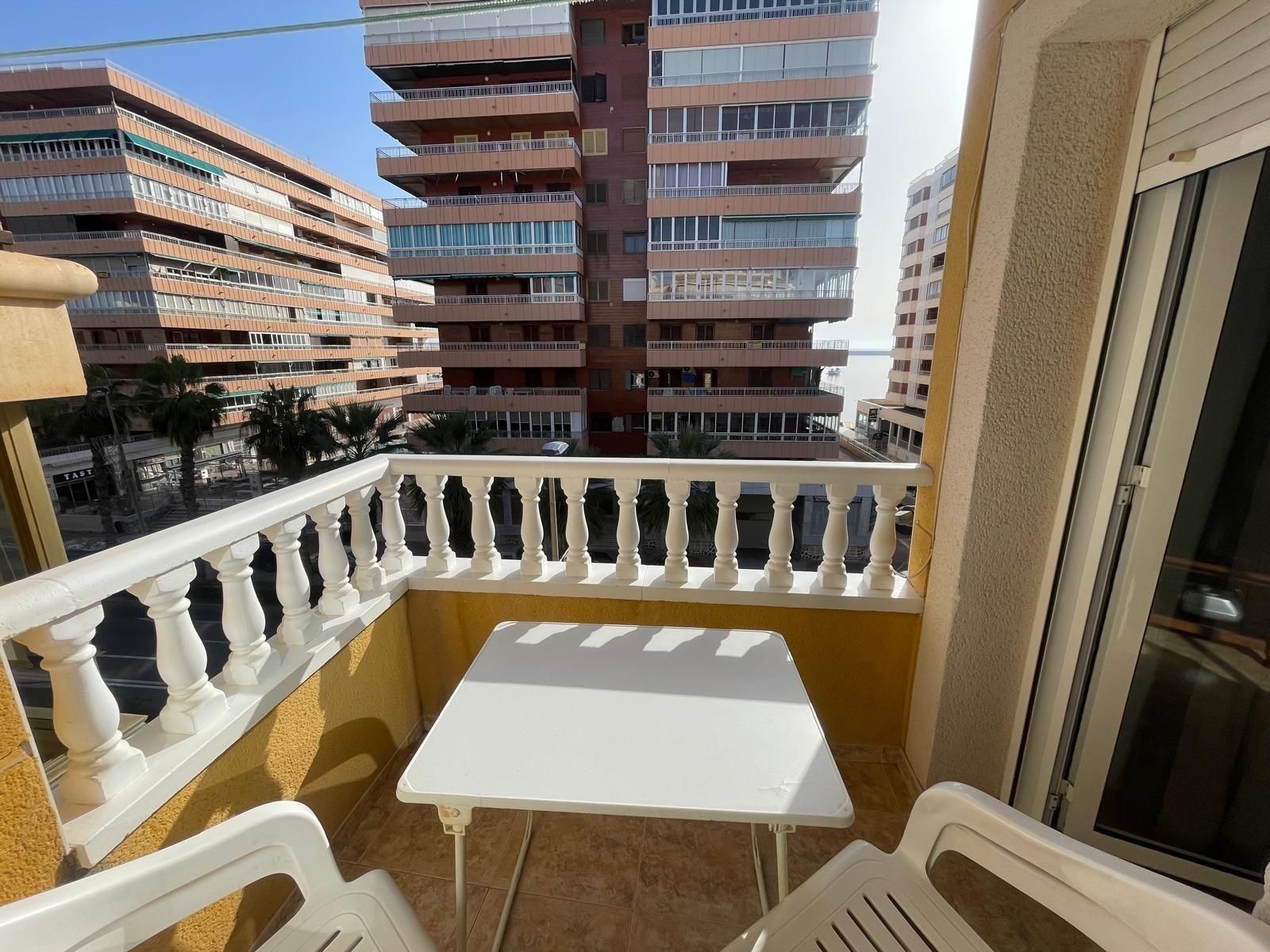 Terrassa de Apartament en venda en Torrevieja amb Aire condicionat, Calefacció i Terrassa