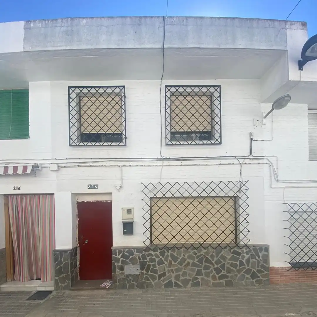Casa adosada en venta en De La Paz, Huerta de la Reina - Trassierra