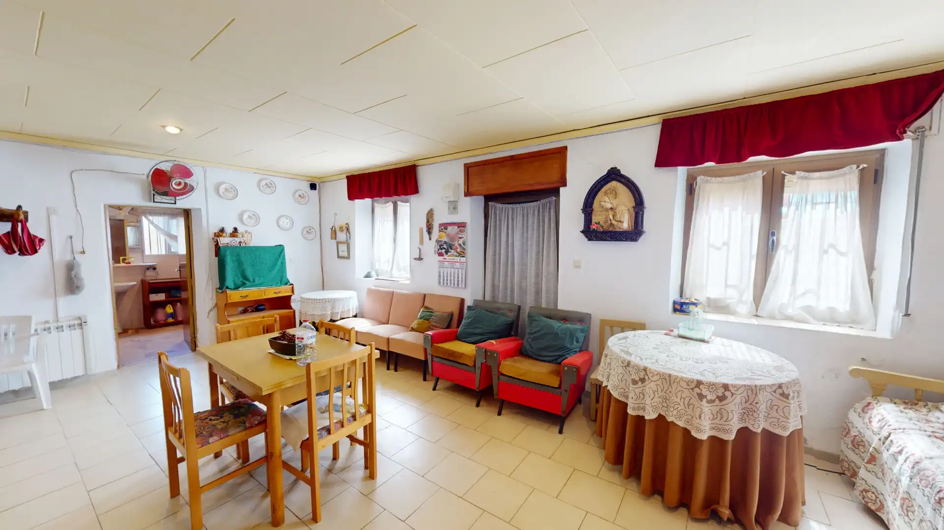Sala d'estar de Casa o xalet en venda en Albacete amb Traster