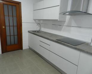 Kitchen of Flat to rent in Linares  with Air Conditioner, Heating and Community pool