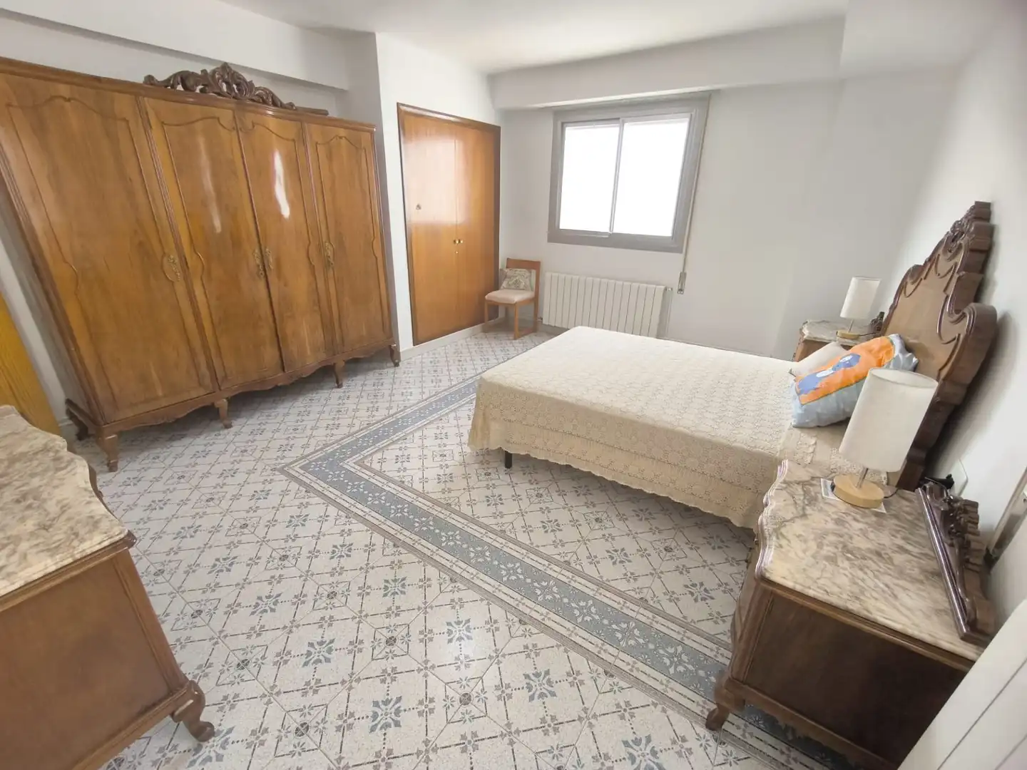 Habitación de Piso en venta en Alcoy / Alcoi con Calefacción, Trastero y Amueblado