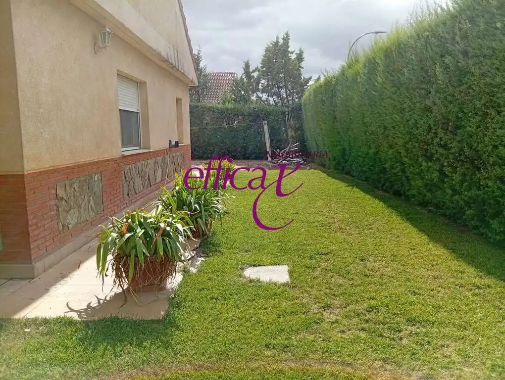 Jardí de Casa o xalet en venda en Novés amb Aire condicionat i Calefacció