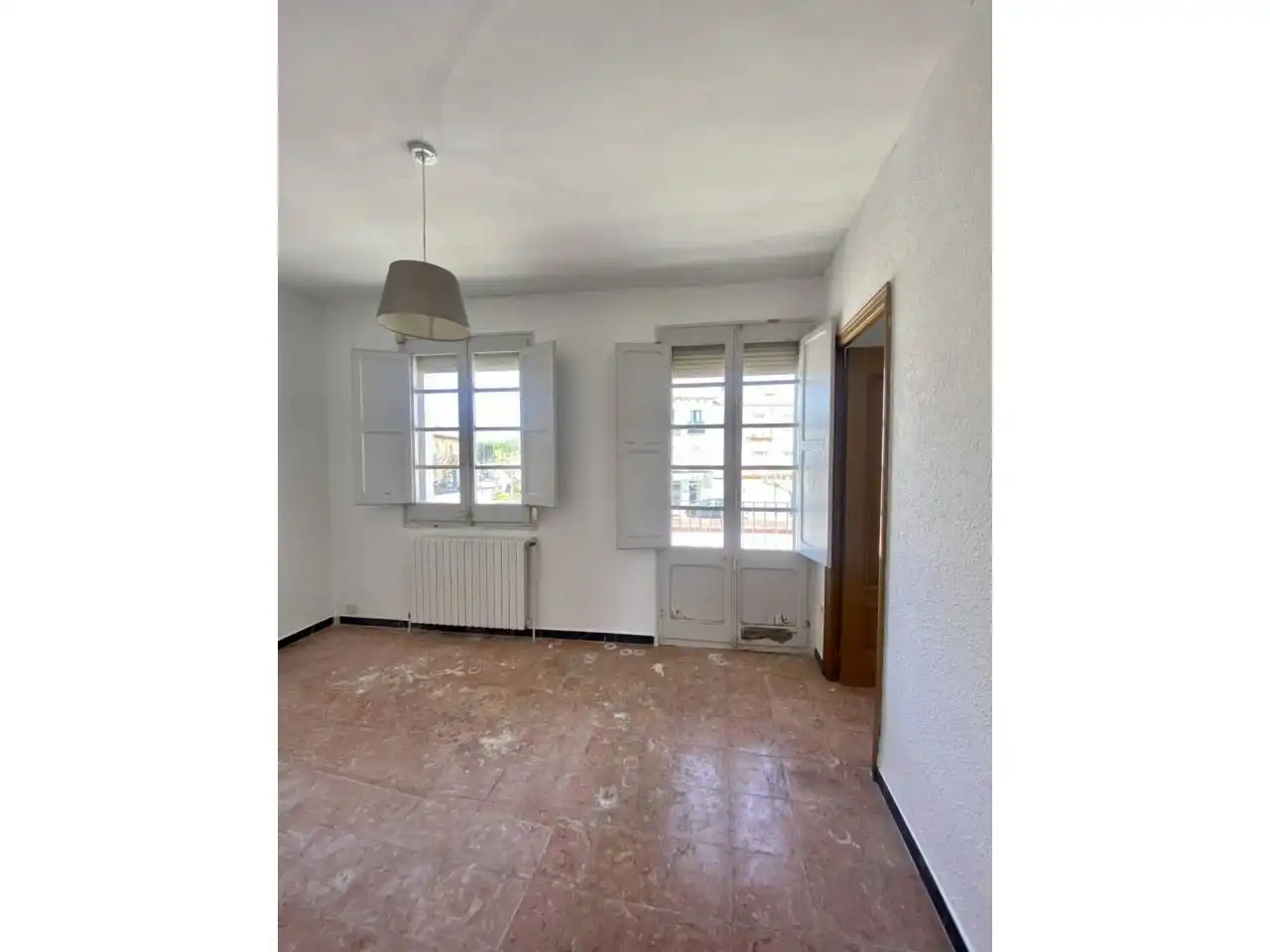 Dormitori de Casa o xalet en venda en Sant Joan Les Fonts amb Calefacció i Jardí privat
