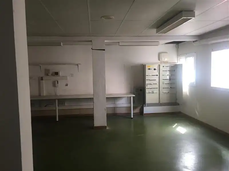 Gewerbefläche zur Miete in Centre, imagen 9