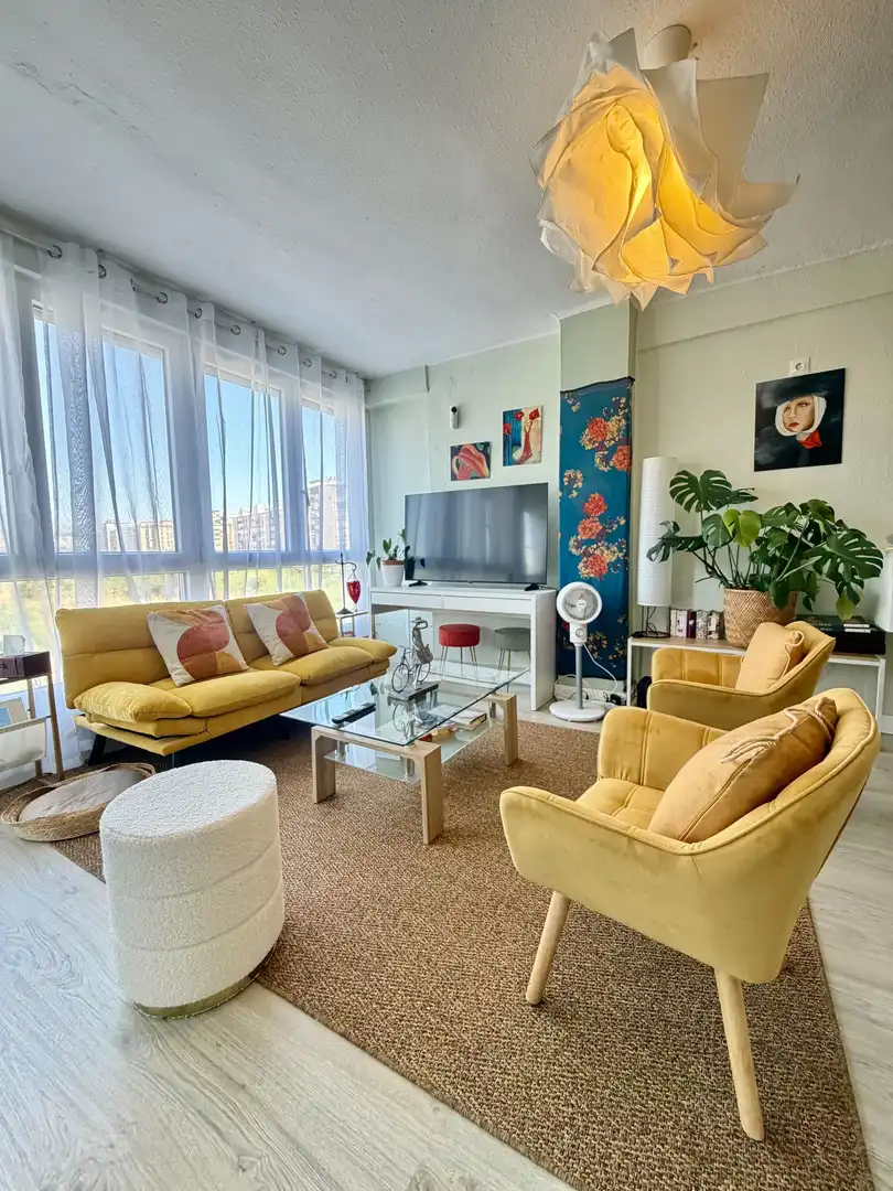 Sala de estar de Piso en venta en Málaga con Calefacción y Terraza