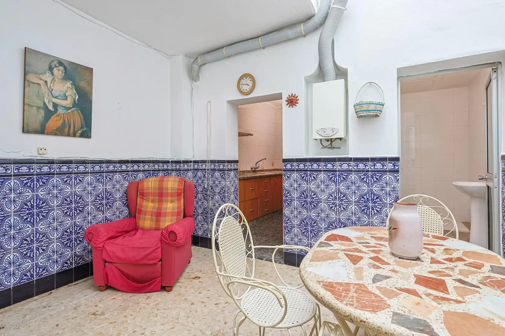 Cuina de Casa o xalet en venda en Sevilla amb Moblat i Balcó